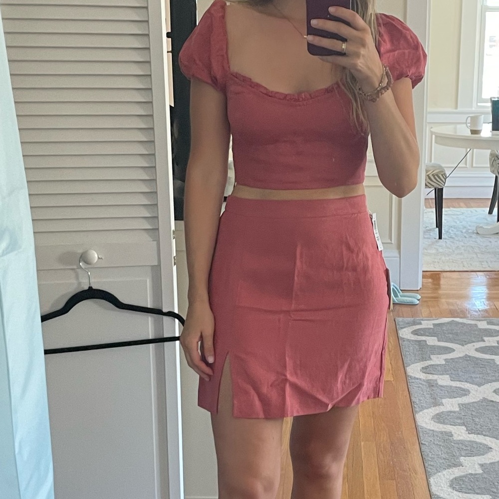 Wilfred Linen Crop Top & Skirt Set in Warm Sienna